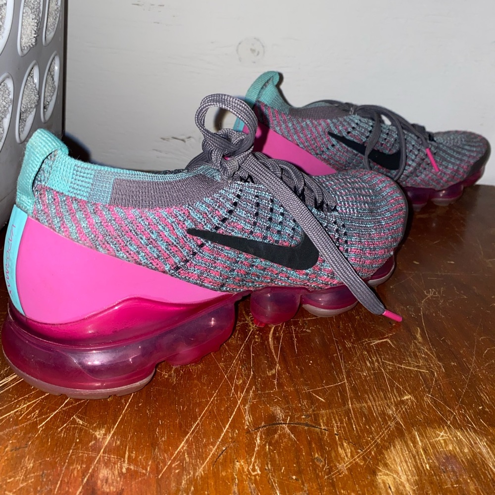 Nike vapor maxes!!! Rare color match!!!size 8 in woman’s